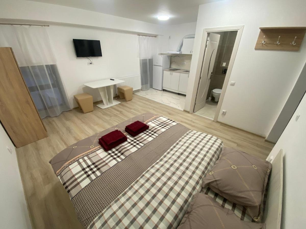 Rez Suites 雅西 外观 照片