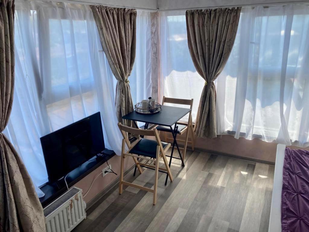 Rez Suites 雅西 外观 照片
